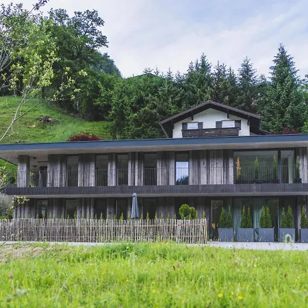 Tennengau Mit Parkplatz * Голлинг-на-Хальцахе