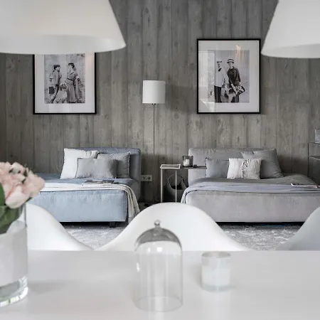 Tennengau Mit Parkplatz *