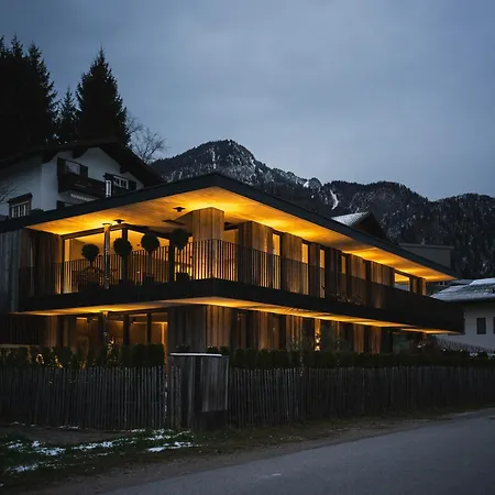 Tennengau Mit Parkplatz