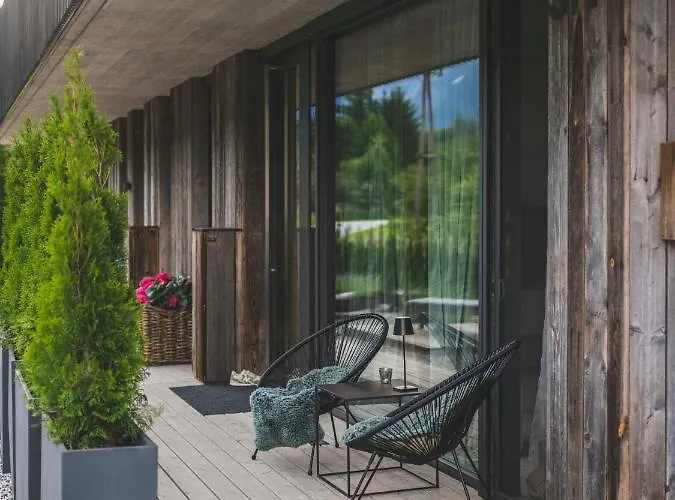 Tennengau Mit Parkplatz Daire